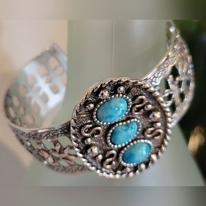 Sarah Coventry - Vintage Silver Cuff Bracelet blue stones wide adjustable